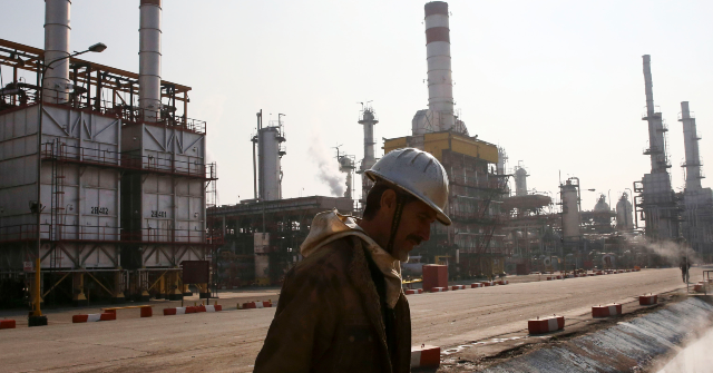 Iran Threatens to Shut Down Middle East Oil as U.S. Tightens Grip