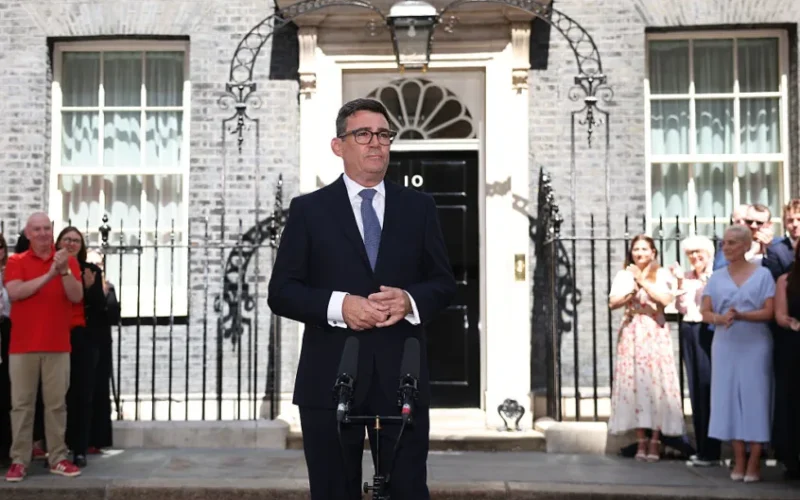Britain’s Seventh PM Since Brexit Pivots to Brussels