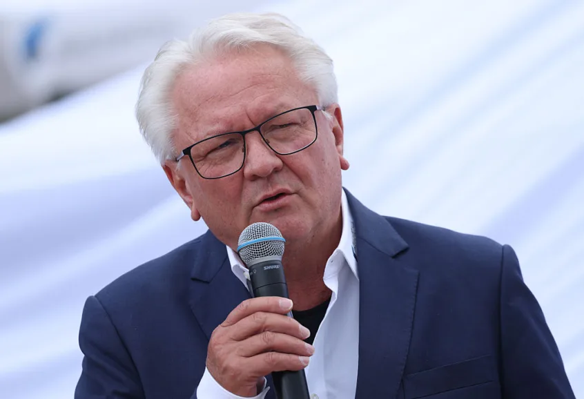 Merkel Told Defense Giant “We Don’t Really Need You”: CEO