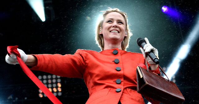 Pop Star Roisin Murphy Bans Trans Activists from Her Concerts