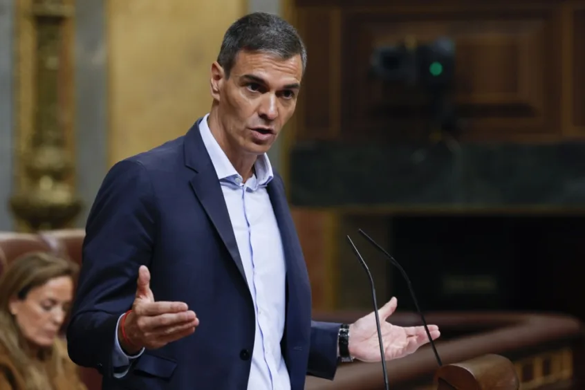 Spanish Diplomats Blast Sánchez Citizenship Law as ‘Obscurantism’