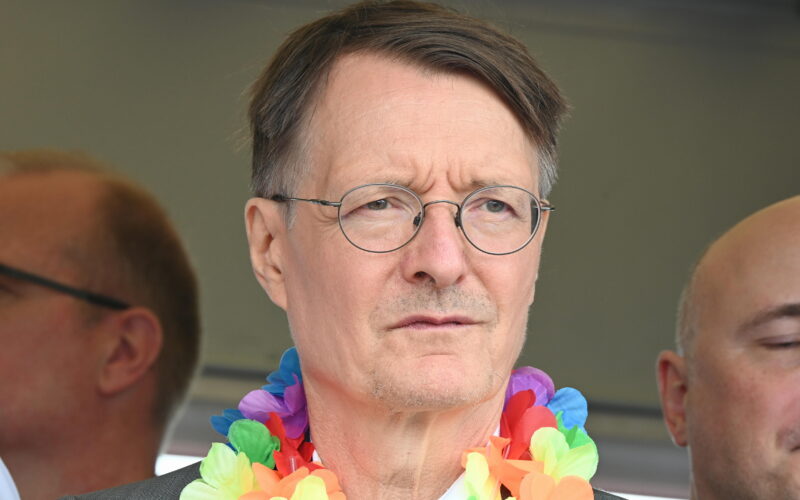 Lauterbach Believes Foreign Powers Behind Terror Attacks Before Election