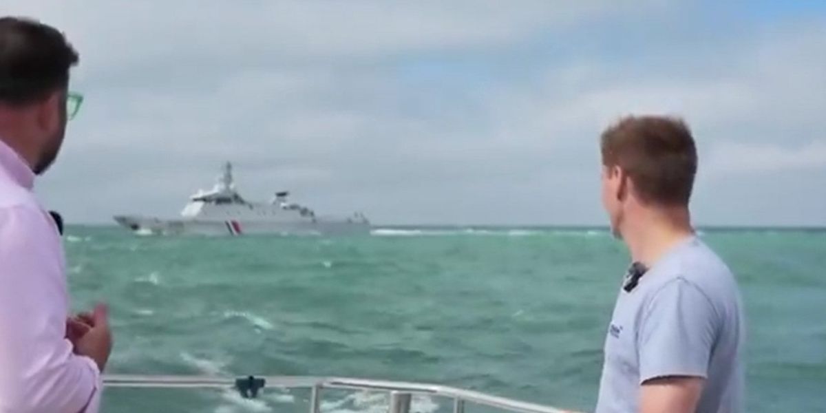 French Warship Fires Warning Shots at British MP Monitoring Channel Crossings