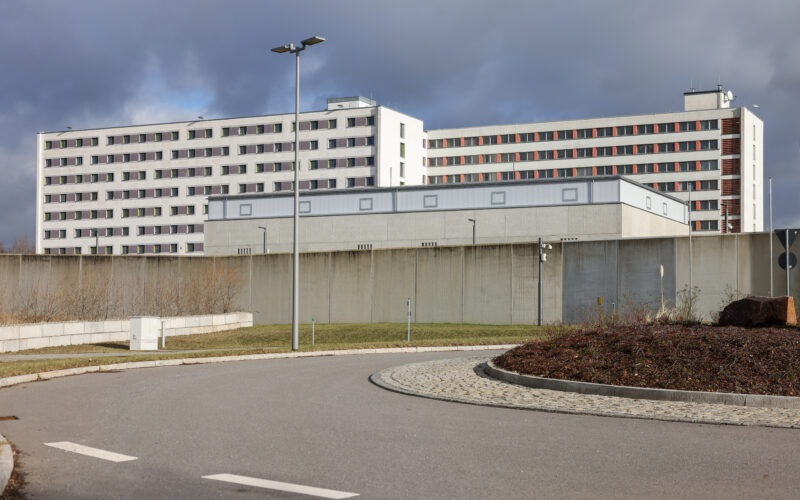 Male Child Abuser Transferred to Women’s Prison in Thuringia