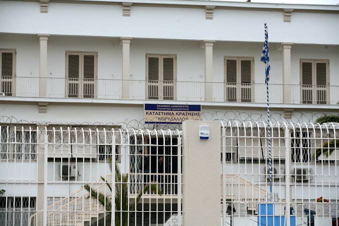 Korydallos prison riot: Turkish inmates set fire to E’ wing