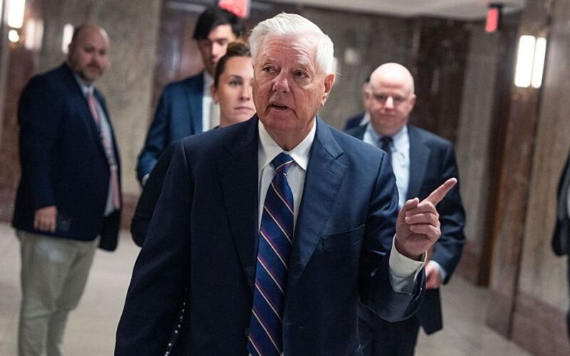 US Senator Lindsey Graham Dies at 71, Tributes Pour In
