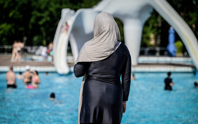 South Tyrol Pool Introduces Separate Burkini Hour for Muslims