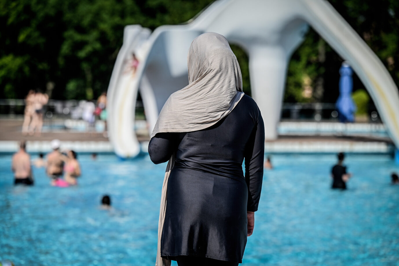 South Tyrol Pool Introduces Separate Burkini Hour for Muslims