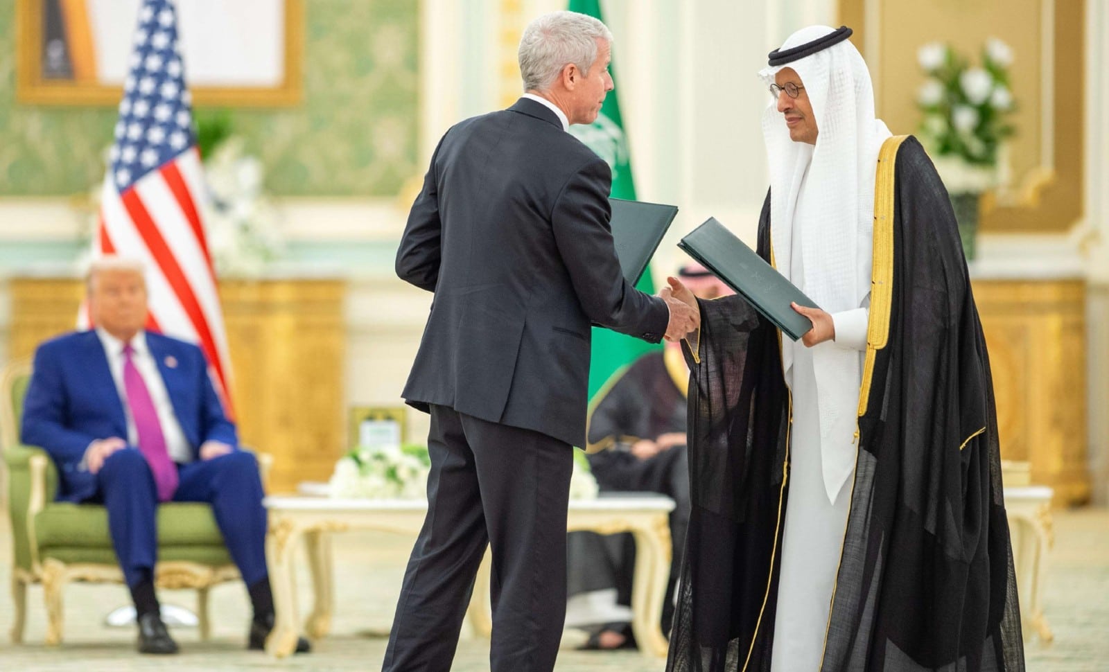 Washington Paves Way for Saudi Nuclear Program