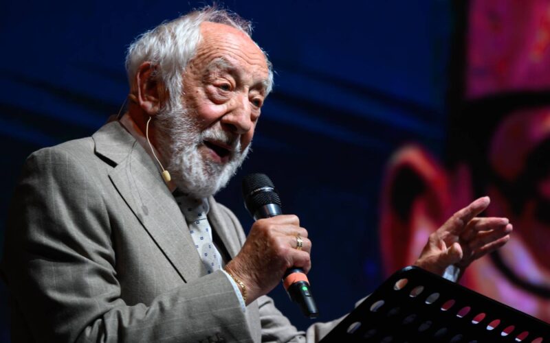 German Comedian Calls Blocking AfD ‘Pest Control’