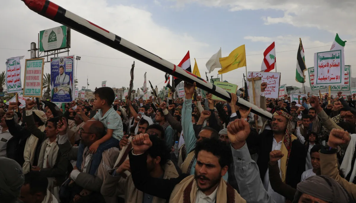 Houthis Resume Yemen Strikes, Complicating US Regional Strategy