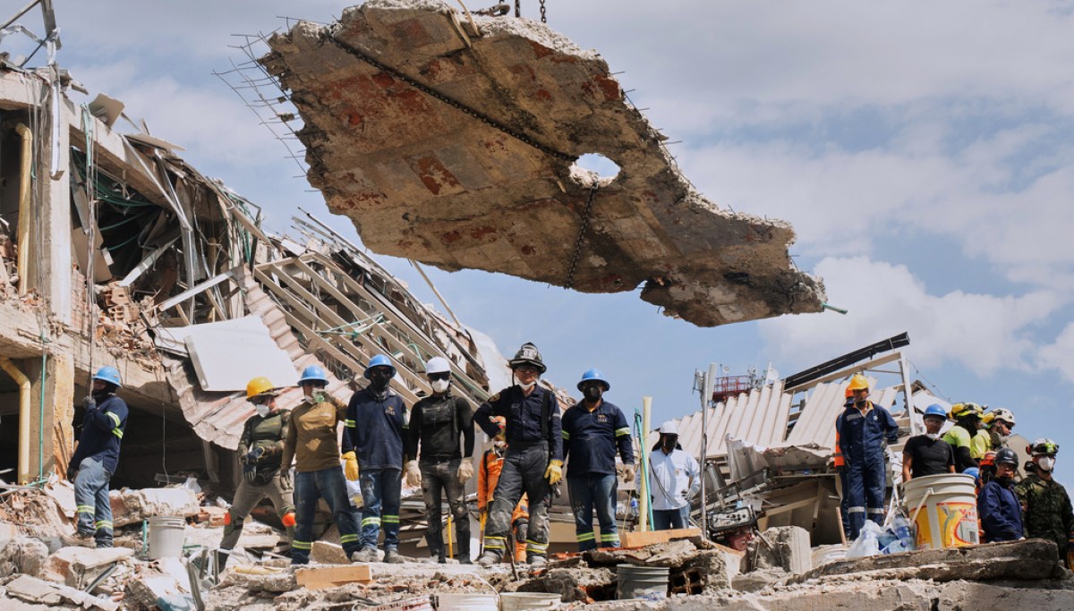 Colombian President Seeks Trump Tariff Relief After Quake
