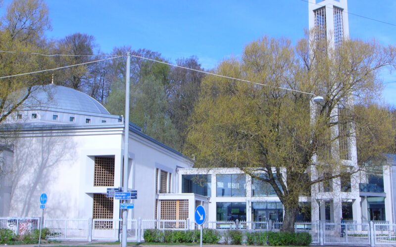 Sweden’s Muslim Voters Stay Firmly Left-Wing