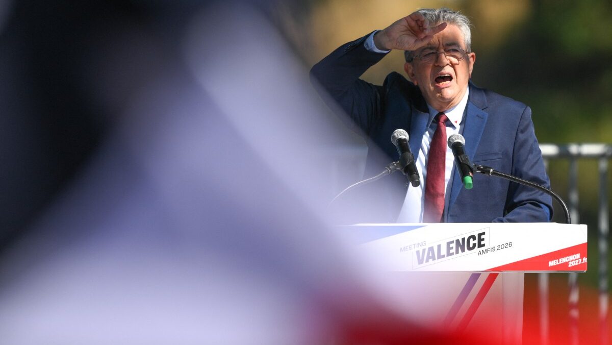 Mélenchon Stages Surprising Political Comeback in France