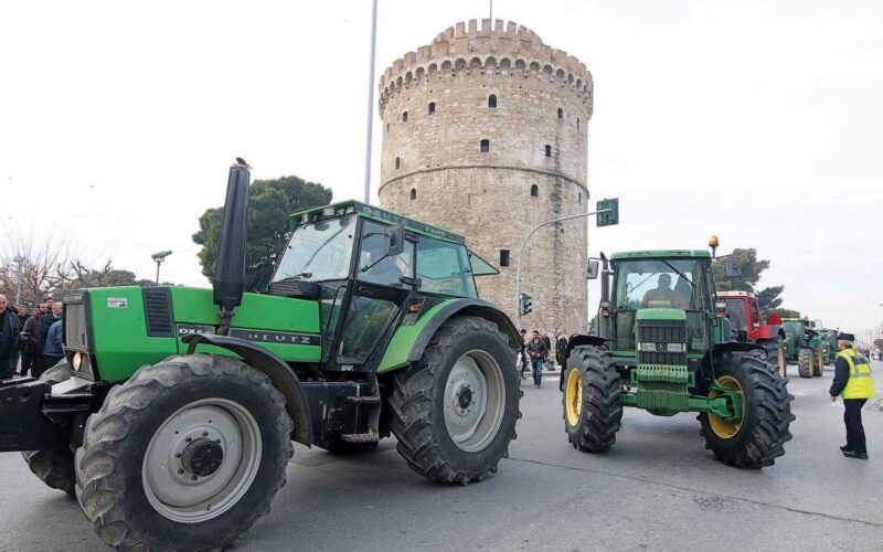 Greece farmer protests at White Tower during trade fair opening