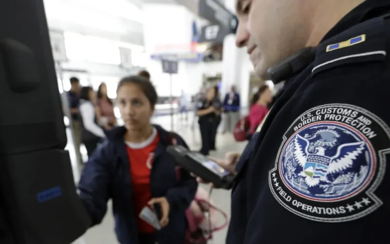 CBP Rolls Out Contactless Screening at U.S. Airports
