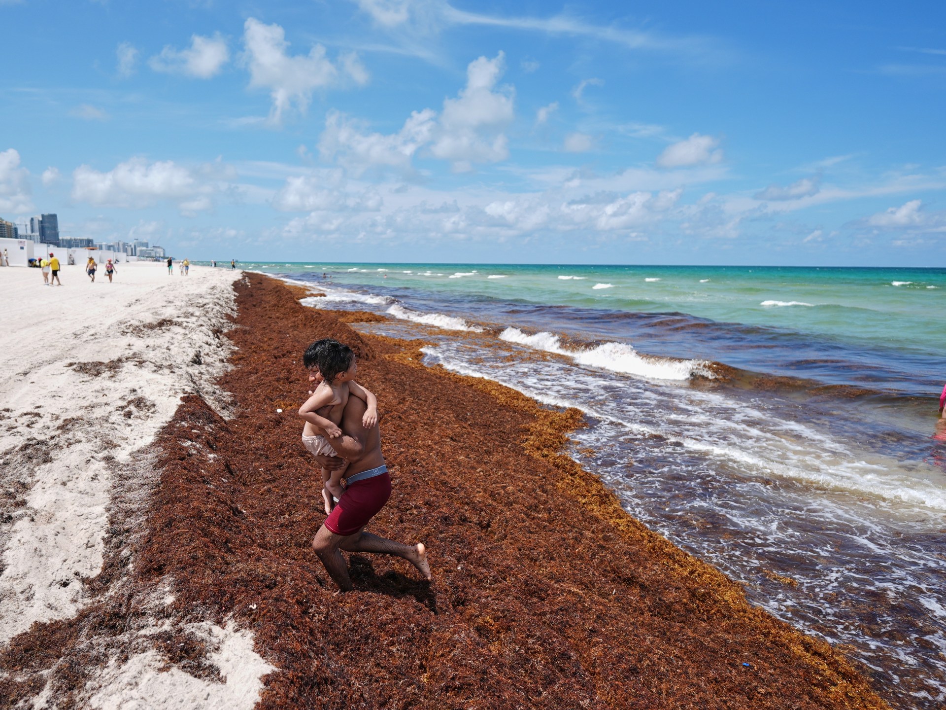 Ocean Temperatures Shatter Records as El Nino Strengthens