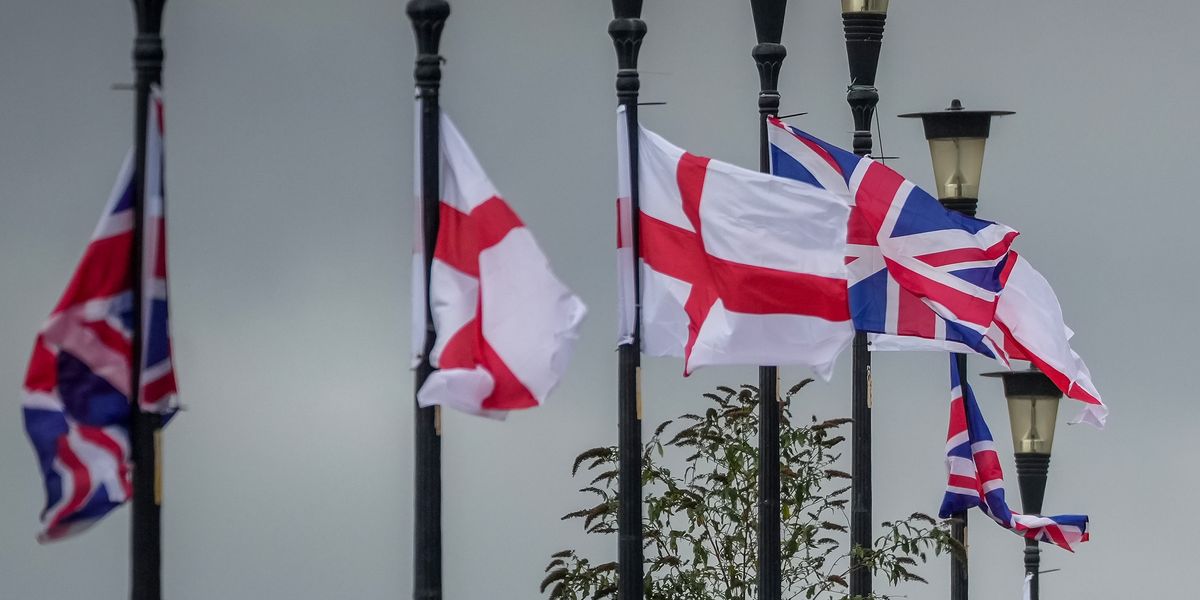 High Court Bans Britons From Hanging National Flags on Lampposts