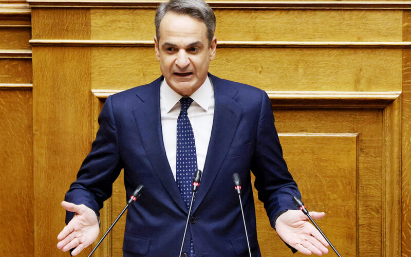 Mitsotakis Praises French Investment in Energy Interconnector