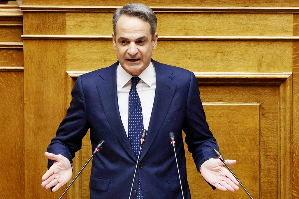 Mitsotakis Praises French Investment in Energy Interconnector