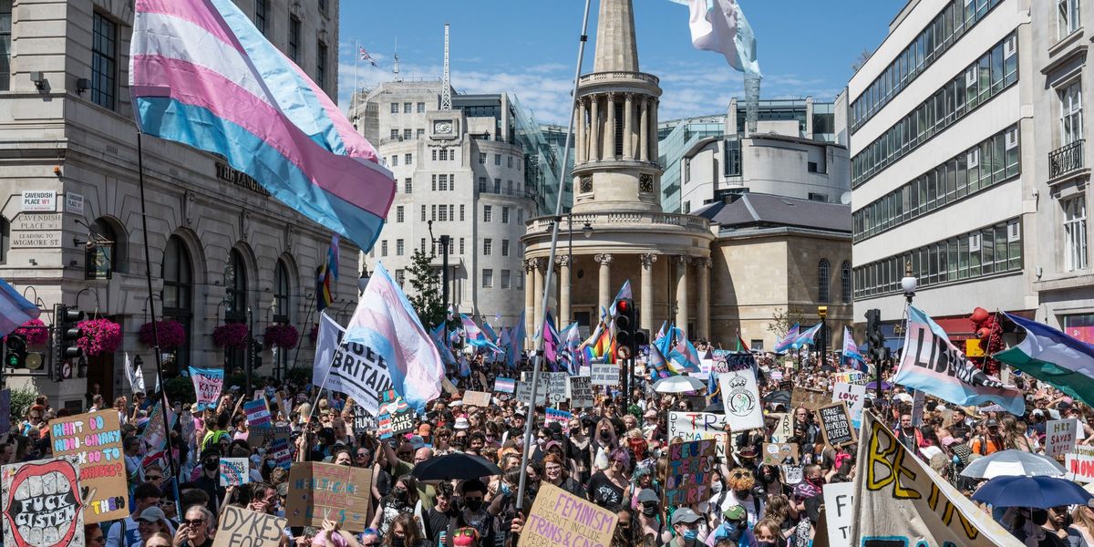 Civil Servants Battle Plan to End 13 Weeks Trans Leave Pay