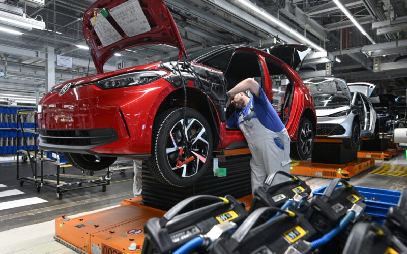 These Industries Use Gender-Neutral Language Least Often