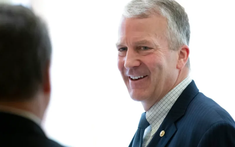 Trump to Campaign for Alaska’s Dan Sullivan, Slams Namesake