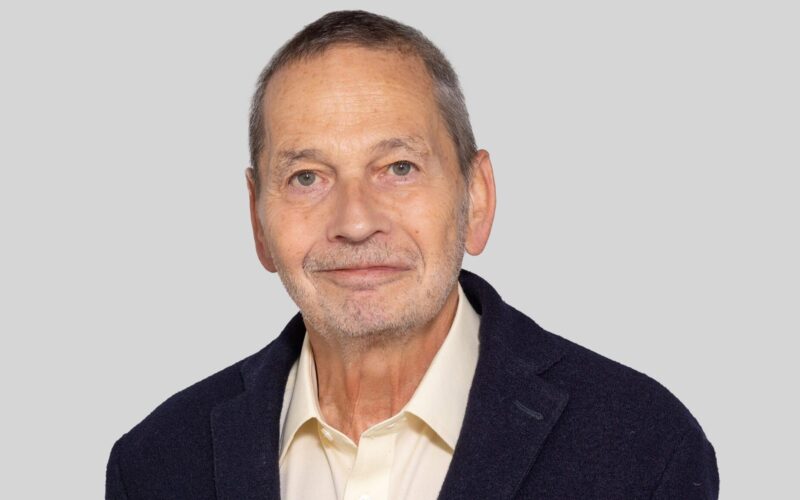 MCC Brussels Head Quits After Budapest Cuts Funding
