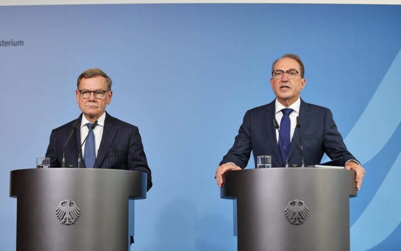 Germany Closes Russian Consulate and Cultural Center
