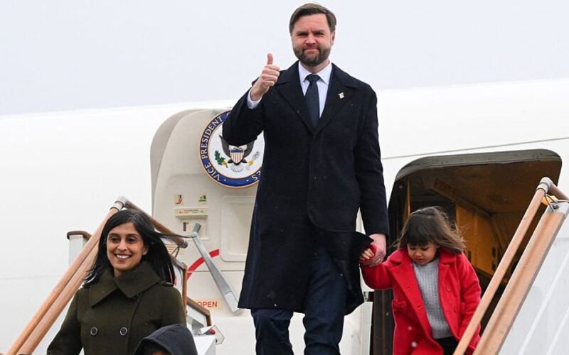 White House Plans Boost for Traditional Families With New Benefit