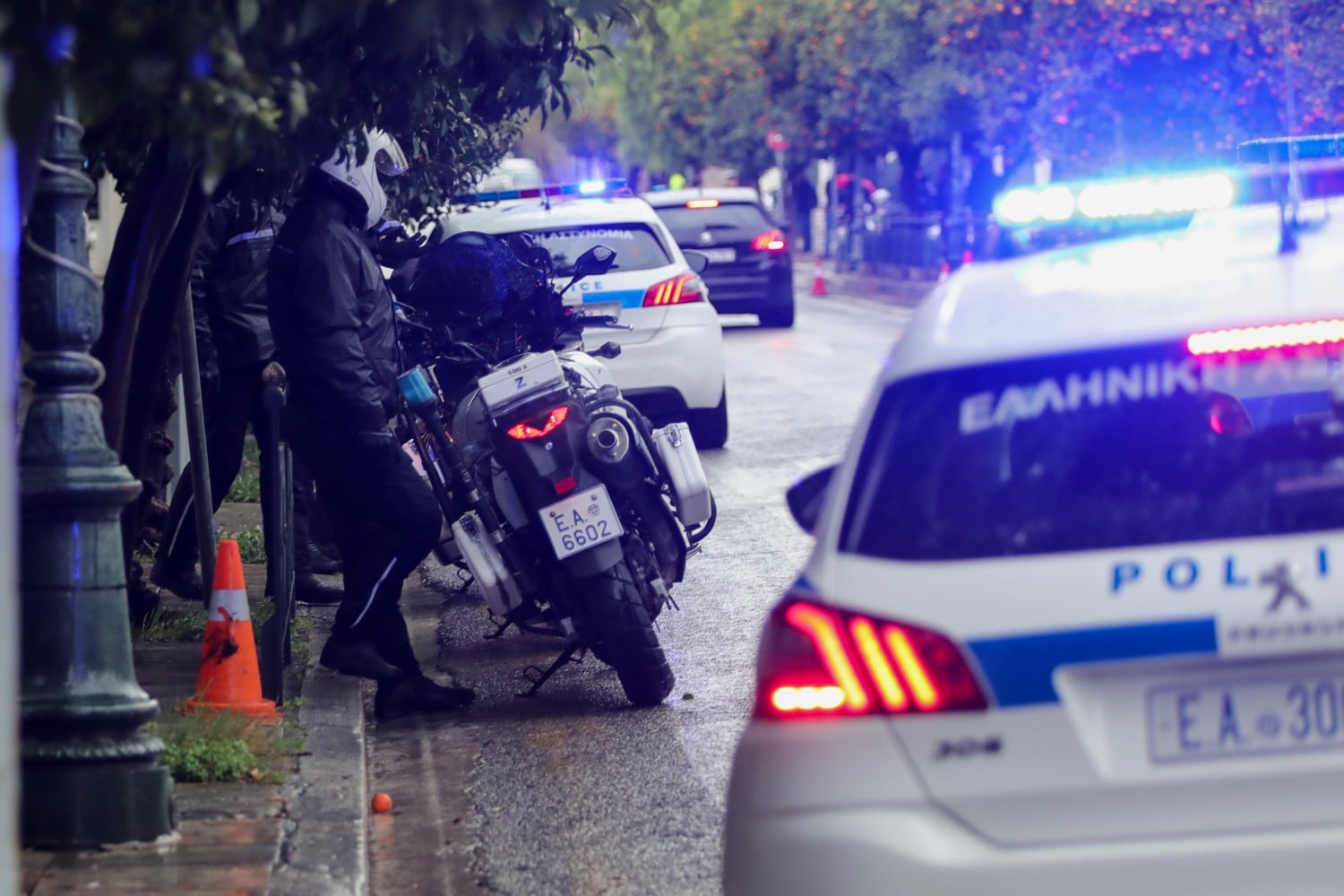 Νέα Ιωνία: Σπείρα Αλβανών, έκλεβε από κάβες ποτών μέχρι ανήλικους – Πώς συνελήφθησαν peripoliko astynomikos astynomia