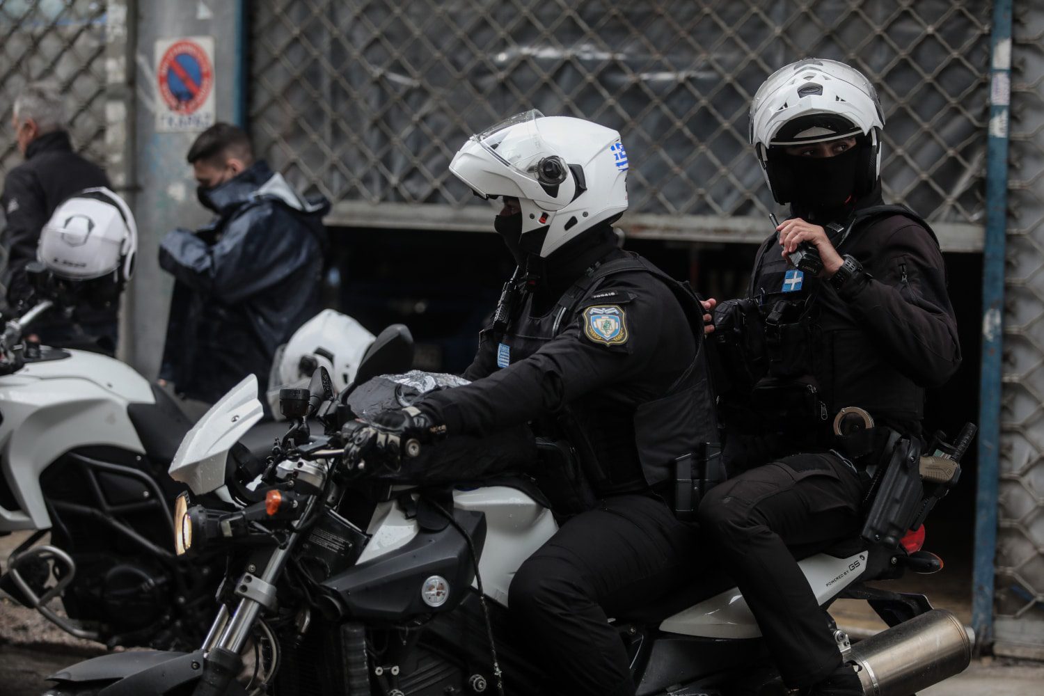 Άγρια συμπλοκή στο Κερατσίνι – Συνελήφθησαν 5 μαθητές omada dias dromos