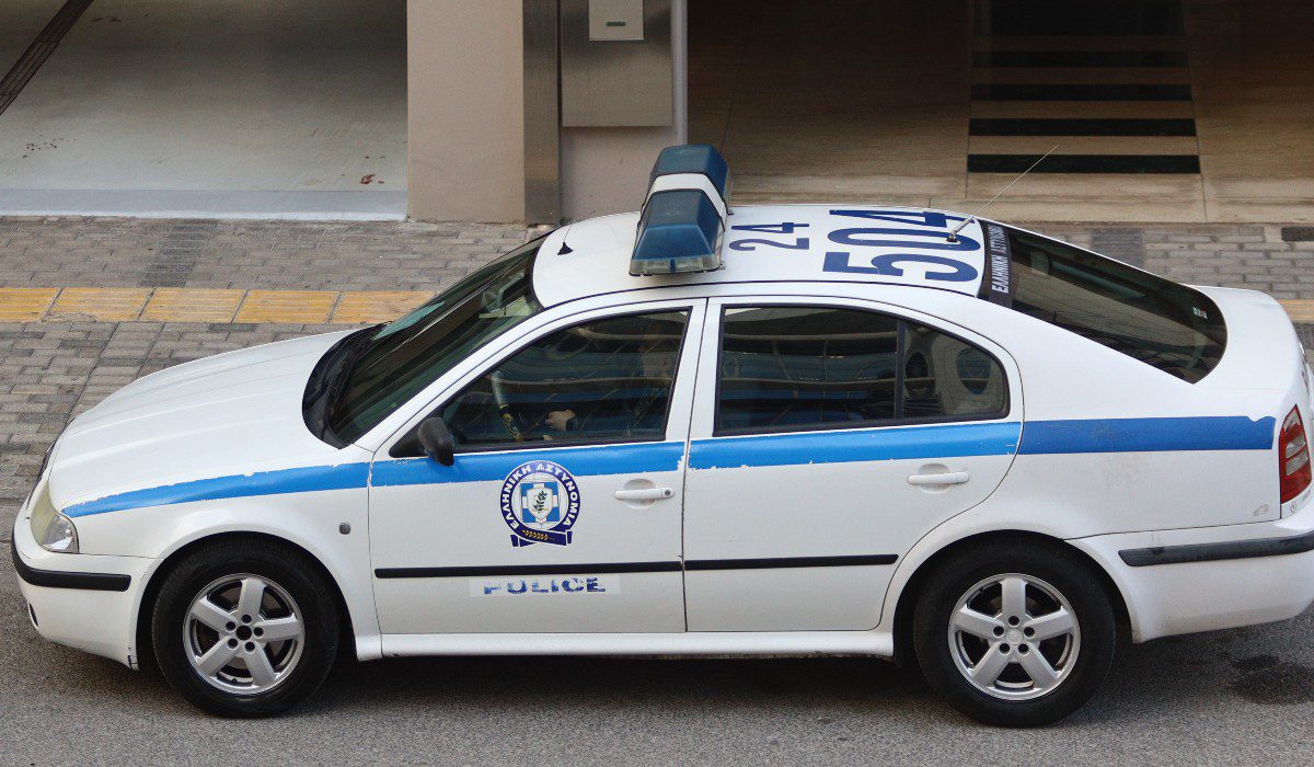 Φλώρινα: Αστυνομικοί «τσάκωσαν» 25χρονο για συμμετοχή σε εγκληματική οργάνωση και διακίνηση ναρκωτικών peripoliko astynomias 9 3 2024
