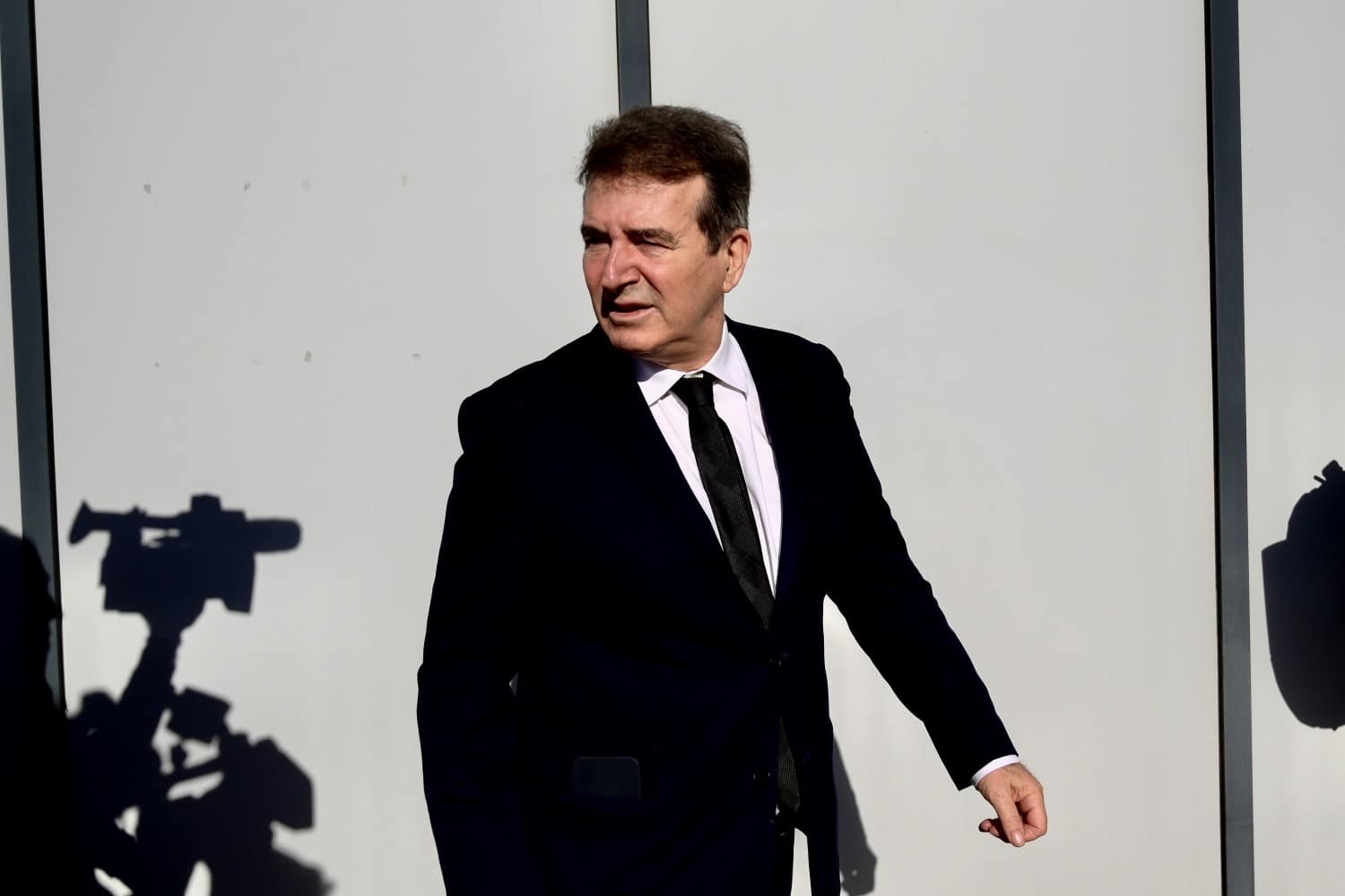 Ο Χρυσοχοΐδης δημοσίευσε βίντεο για τις πρωτοβουλίες του υπουργείου Προστασίας του Πολίτη κατά της παραβατικότητας των ανηλίκων xrysoxoidis