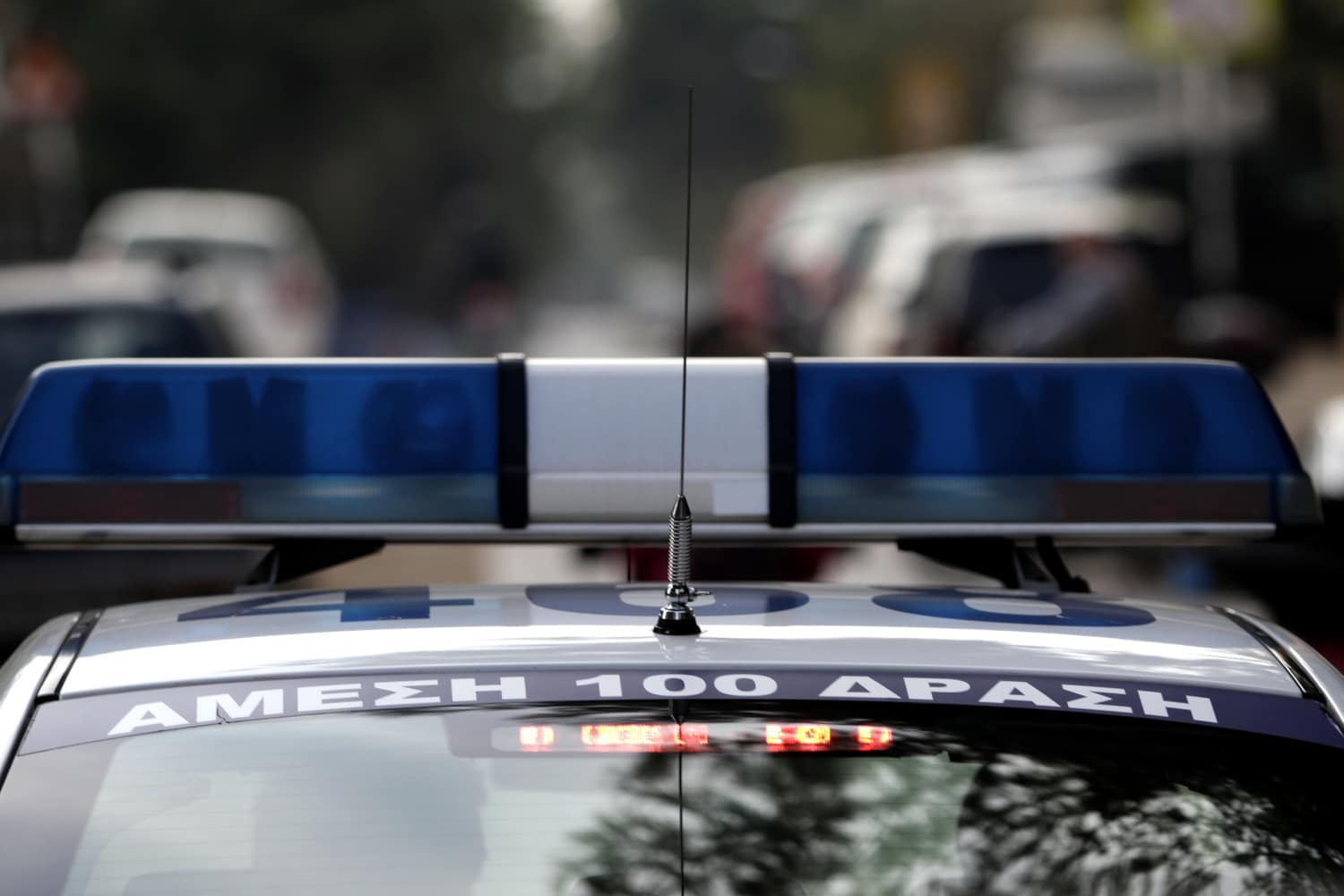 Ιωάννινα: Ανήλικοι απειλούσαν και εκβίαζαν συμμαθητή τους – Συνελήφθησαν και οι μητέρες τους peripoliki amesi drasi