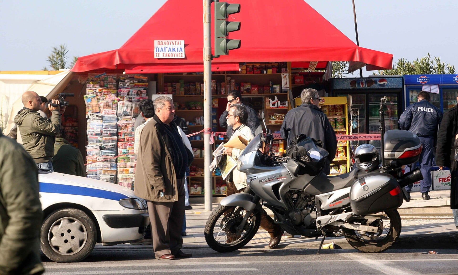 Ρέθυμνο: Σύλληψη αλλοδαπού για κλοπή από περίπτερο και φθορά ξένης ιδιοκτησίας periptero