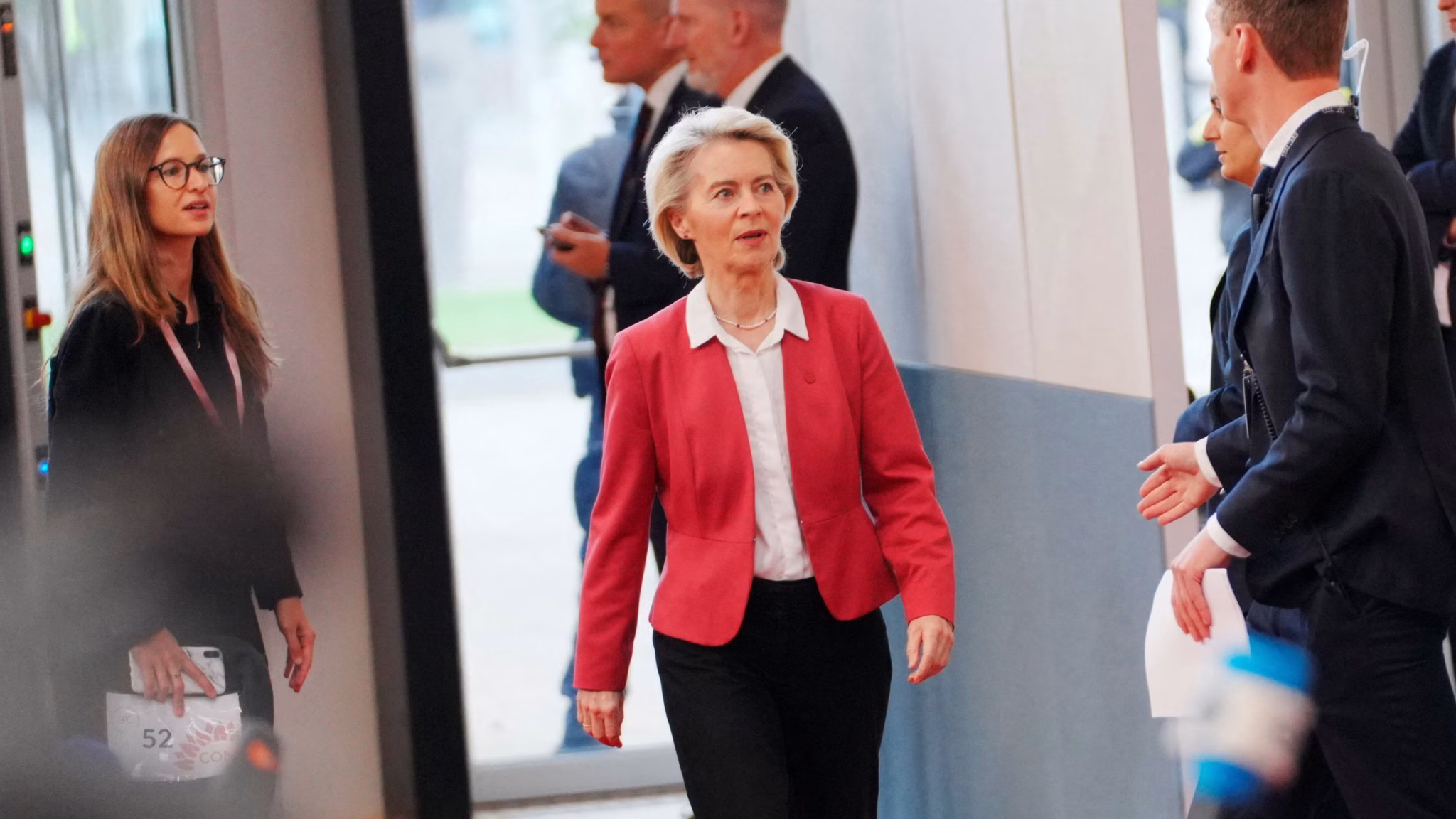 European Union: Ursula von der Leyen Widely Criticized by Left and Right