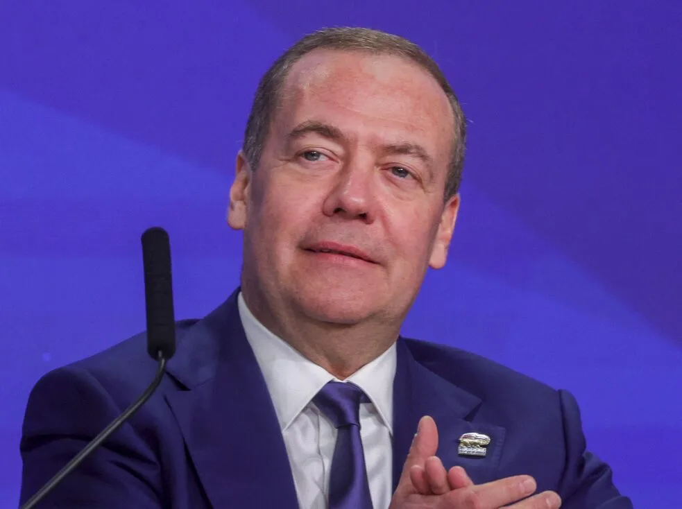 Horror Scenario: Medvedev Trolls Germans, Threatens to Kidnap Chancellor Merz