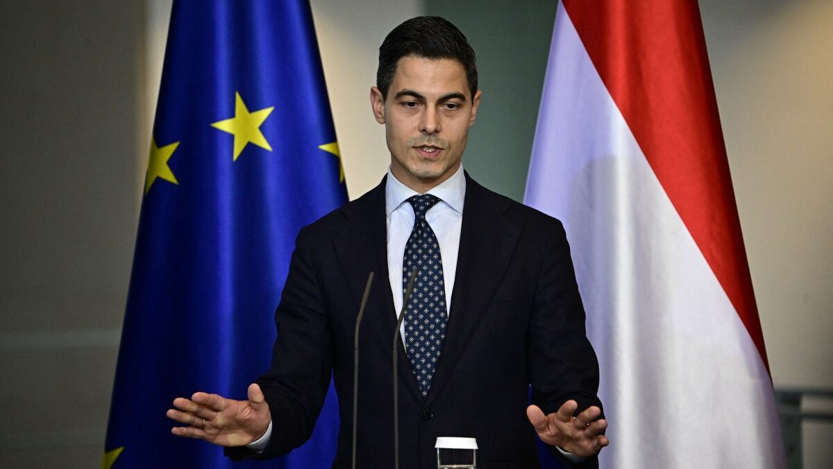 Dutch Government Bans Using “Mother” and “Father” to Promote Inclusive Language