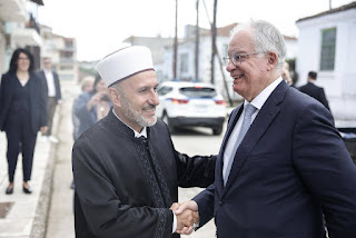 ΠτΔ: Μήνυμα ενότητας από τον Έβρο και απάντηση στις ερμηνείες περί «Δυτικής Θράκης» ΠτΔ: Μήνυμα ενότητας από τον Έβρο και απάντηση στις ερμηνείες περί «Δυτικής Θράκης» | NEWSFIRE.GR
